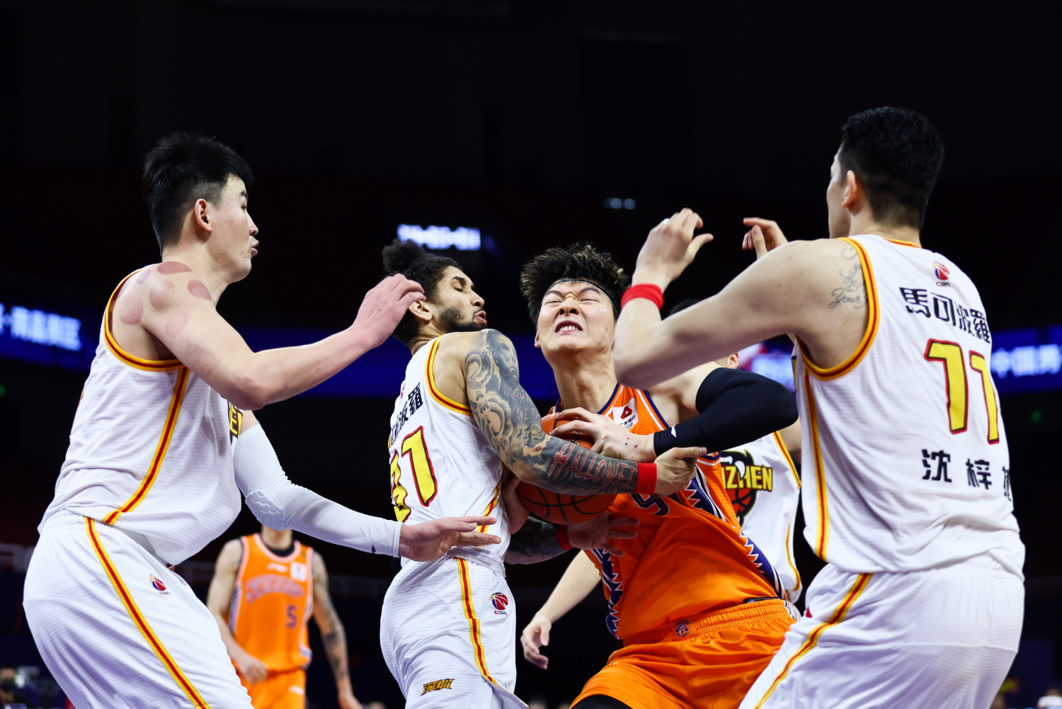 球队士气高涨,还需紧张调整备战情况 球队士气高涨,还需紧张调整备战情况