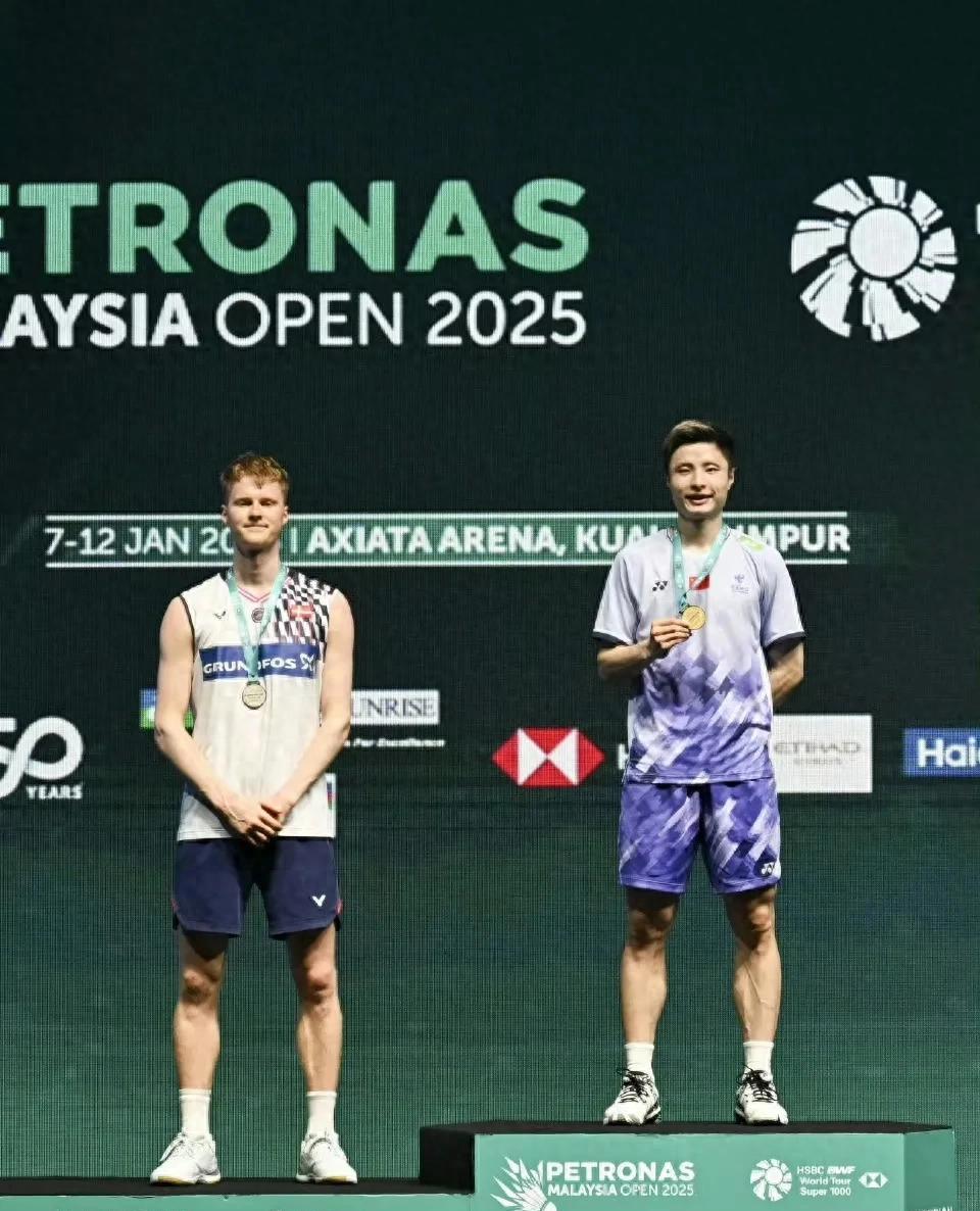 日本队完胜印度队，石宇奇扛起全队的简单介绍